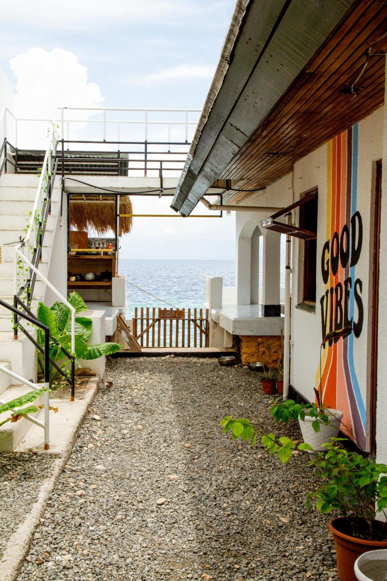 Moana Beach House Moalboal Eksteriør billede